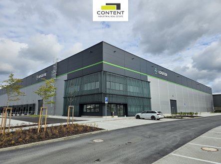 Pronájem skladu, 4 240 m²