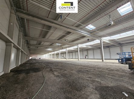 Pronájem skladu, 1 152 m²