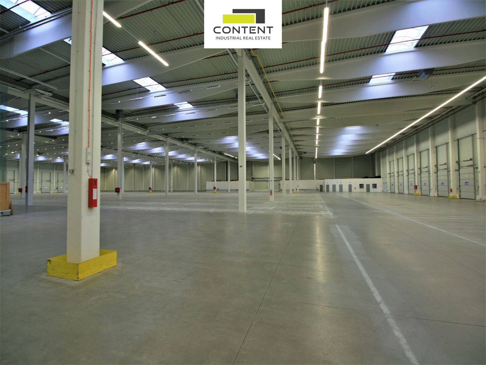 Pronájem skladu, výrobních prostor 11.800 m², Brno - Ledce