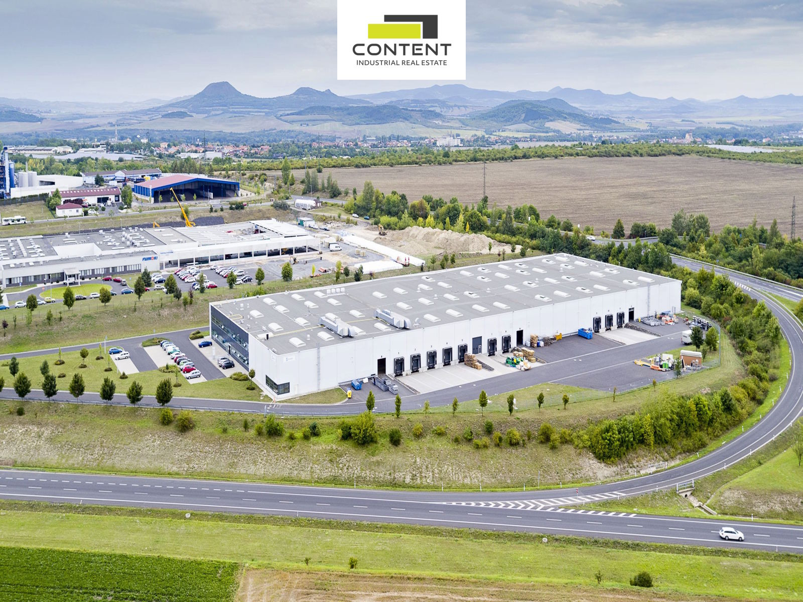 Pronájem skladu, výrobních prostor 5.000 m², Louny, D7