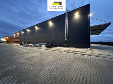 Pronájem výrobní prostory, 1 331 m²