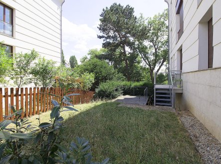 Pronájem bytu, 2+kk, 45 m²