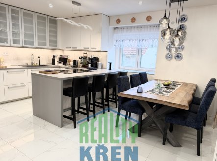 Prodej domu/vily, 345 m²
