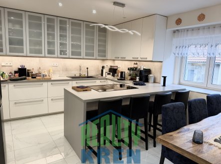 Prodej domu/vily, 345 m²
