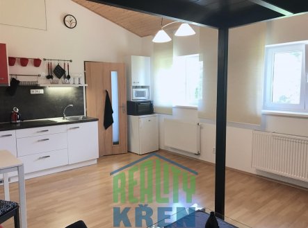 Pronájem bytu, 1+kk, 34 m²