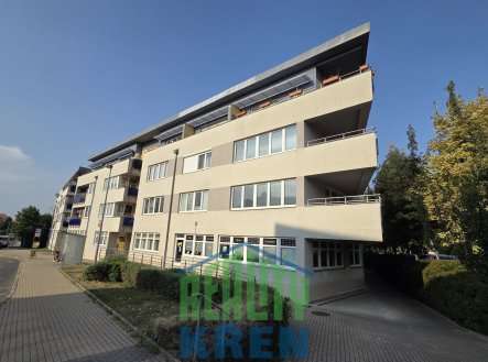 Pronájem bytu, 2+kk, 42 m²