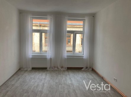 Pronájem bytu, 1+1, 38 m²