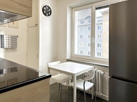 Pronájem bytu, 2+1, 51 m²