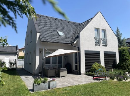 Prodej domu/vily, 310 m²