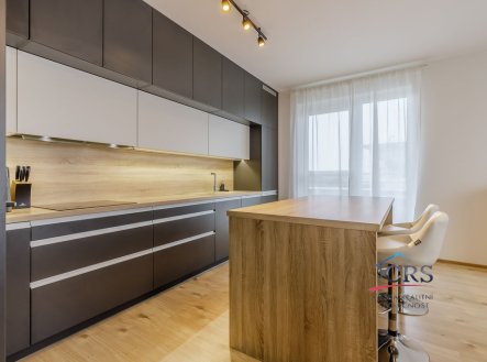 Prodej bytu, 3+kk, 121 m²