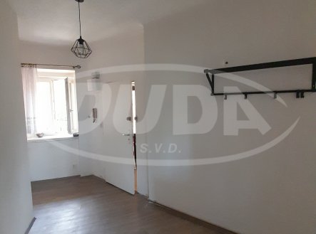 Pronájem bytu, 1+kk, 31 m²