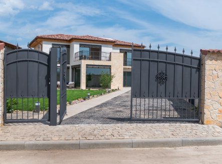 Prodej domu/vily, 208 m²