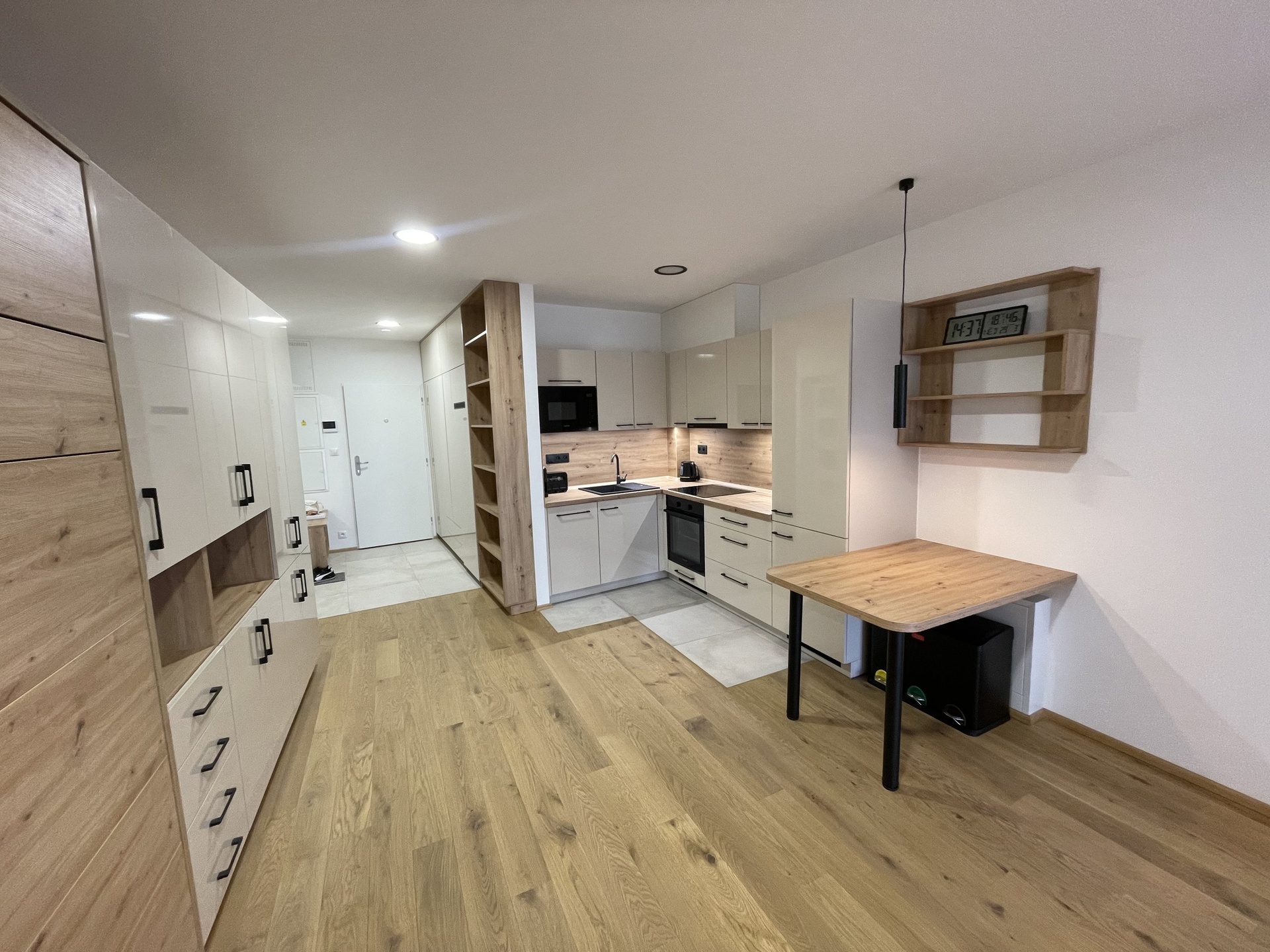 Pronájem kompletně vybaveného bytu 1+kk s balkonem, CP 43 m², Bystřice nad Pernštejnem