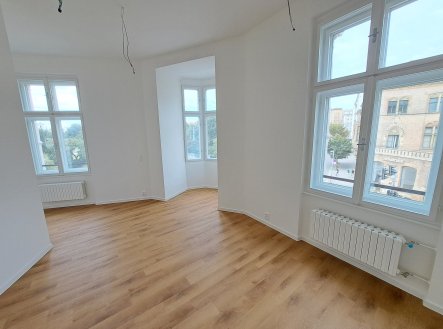 Pronájem bytu, 1+kk, 38 m²
