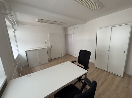 Pronájem komerčního objektu, jiný, 29 m²