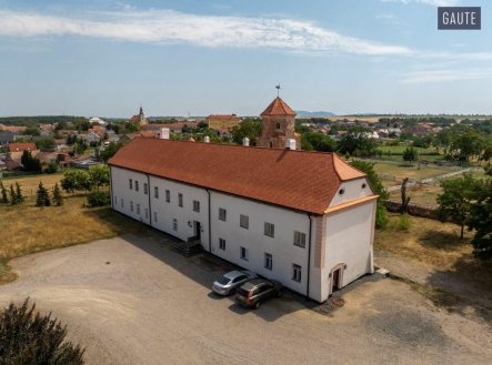 Prodej zemědělského objektu, 83 936 m²