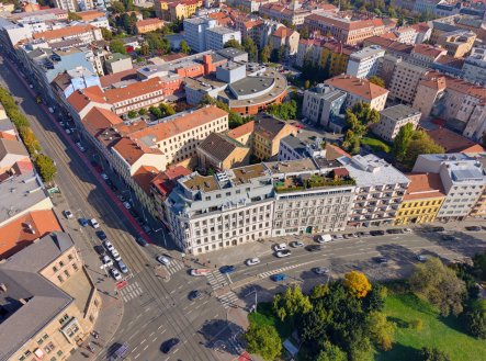 Pronájem kanceláře, 64 m²
