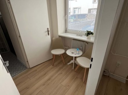Pronájem kanceláře, 32 m²