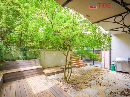 Prodej bytu, 6+kk, 196 m²