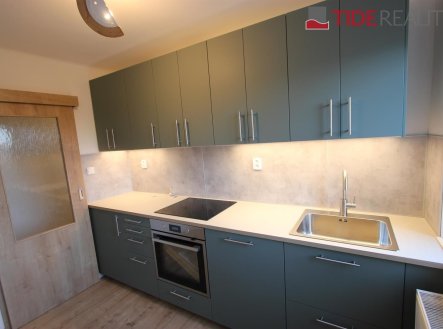 Pronájem bytu, 2+1, 60 m²