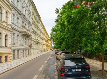 Prodej kanceláře, 196 m²