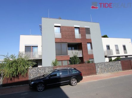 Pronájem bytu, 2+kk, 60 m²