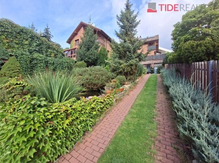 Pronájem bytu, 5+kk, 226 m²