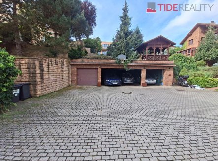 Pronájem bytu, 5+kk, 226 m²