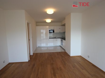 Pronájem bytu, 2+kk, 61 m²