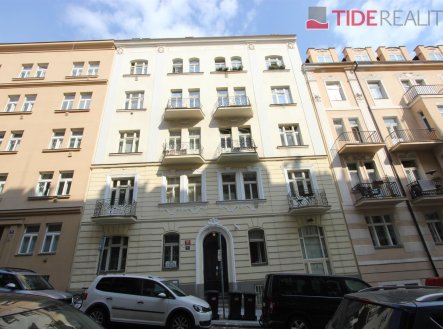 Pronájem bytu, 3+1, 120 m²