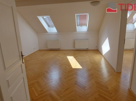Pronájem bytu, 3+1, 120 m²