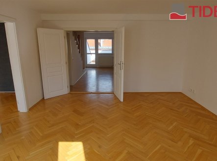 Pronájem bytu, 3+1, 120 m²