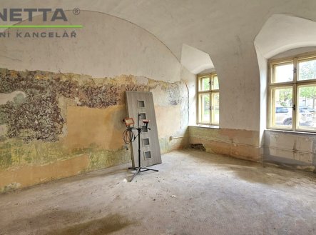 Pronájem obchodní prostory, 100 m²