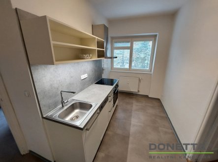 Pronájem bytu, 3+1, 87 m²