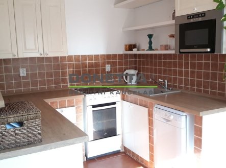 Pronájem domu/vily, 80 m²
