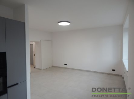 Pronájem bytu, 3+kk, 83 m²
