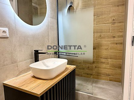 Pronájem bytu, 2+kk, 42 m²