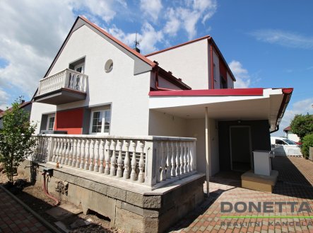 Pronájem domu/vily, 238 m²