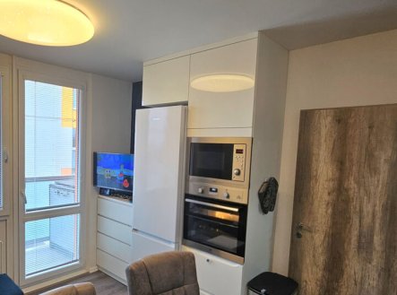 Pronájem bytu, 2+kk, 44 m²