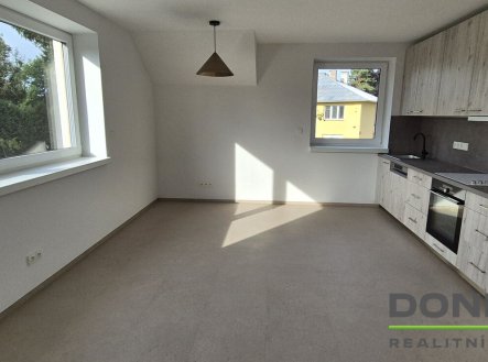 Pronájem bytu, 3+kk, 70 m²