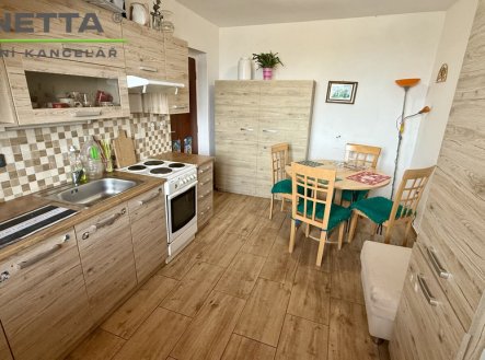 Pronájem bytu, 2+1, 82 m²