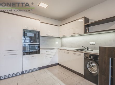 Pronájem bytu, 2+kk, 52 m²