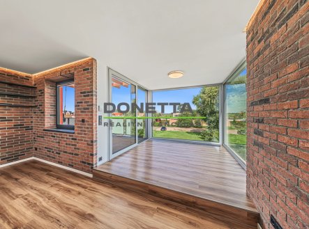 Pronájem bytu, 3+kk, 121 m²