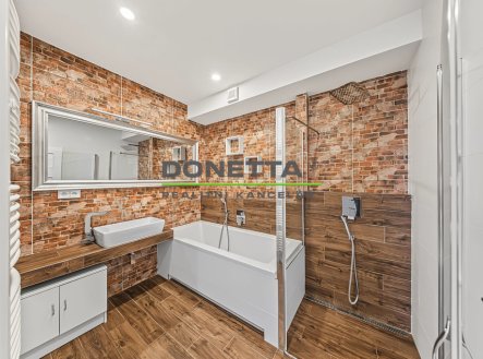 Pronájem bytu, 3+kk, 121 m²
