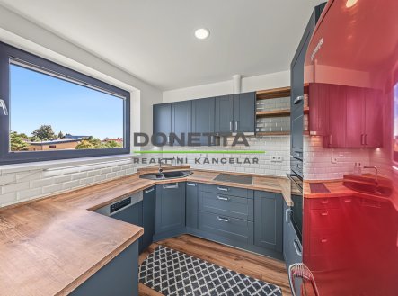 Pronájem bytu, 3+kk, 121 m²