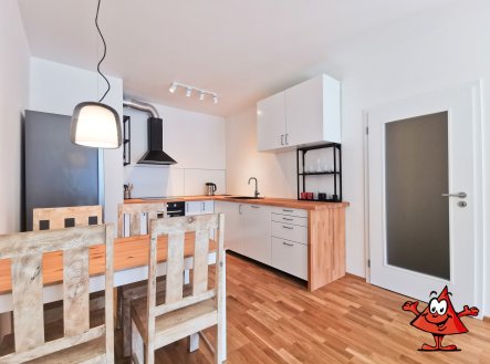 Pronájem bytu, 1+kk, 61 m²