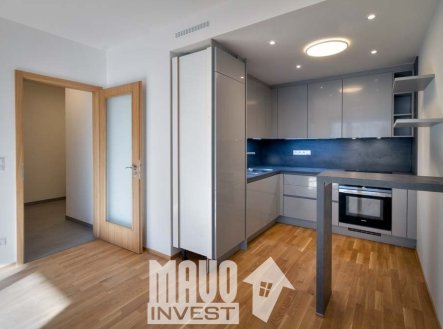 Pronájem bytu, 2+kk, 61 m²