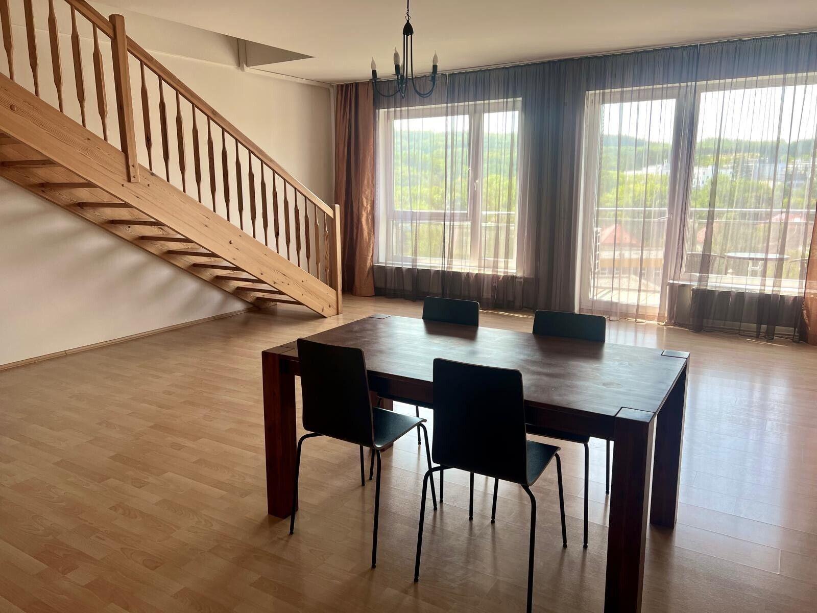 Prodej bytu 4+kk, 120 m2/balkon/garáž.st.  Praha 5, Kudrnova