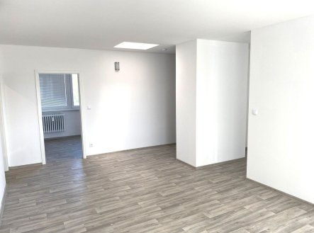 Pronájem bytu, 3+1, 70 m²
