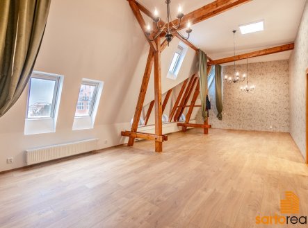 Prodej bytu, atypický, 77 m²